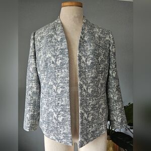 EMERSON ROSE Open Front Crewneck Cropped/Hip Length Fit Blazer!